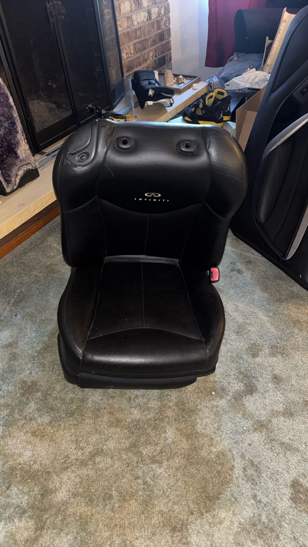G37 Coupe Driver Seat * Perfect Condition*