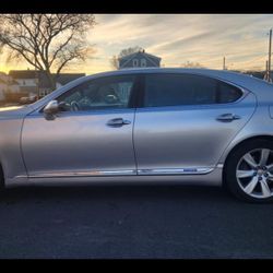 2008 Lexus LS 600h