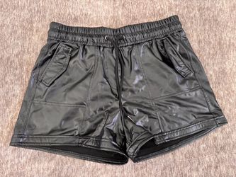 Hot Kiss Black Faux Leather Drawstring Shorts Size Large Elastic Waist