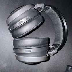 Razer Nari Ultimate Headset