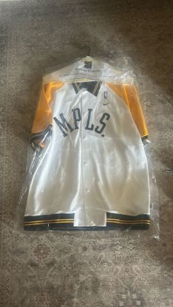 Throwback Lakers Jersey
