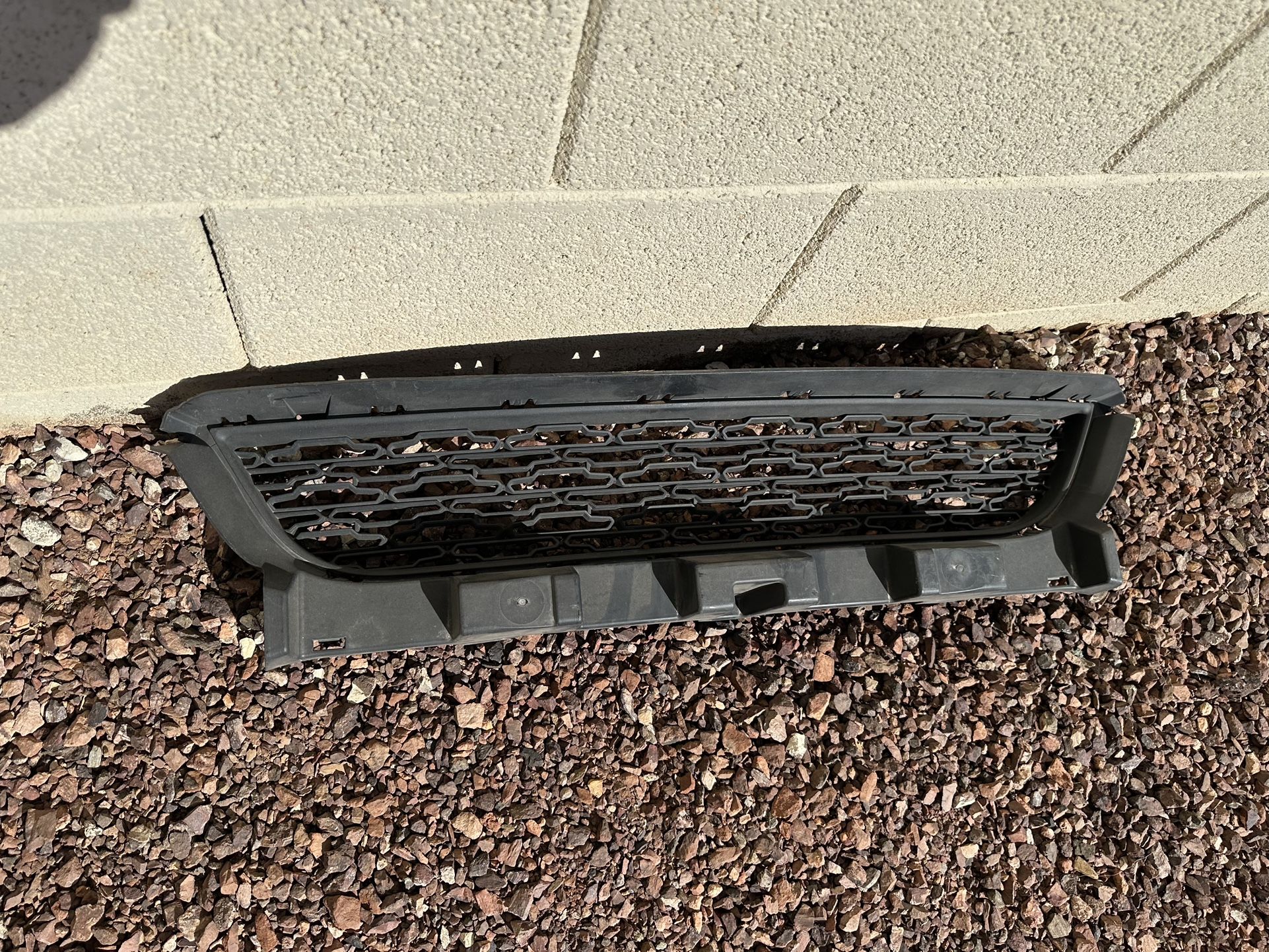 Dodge Charger Grill 2015 - 2023, Dodge Charger Front Bunker Grill, lower grille Oem