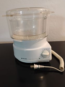 Vintage Black & Decker Handy Steamer Plus HS90