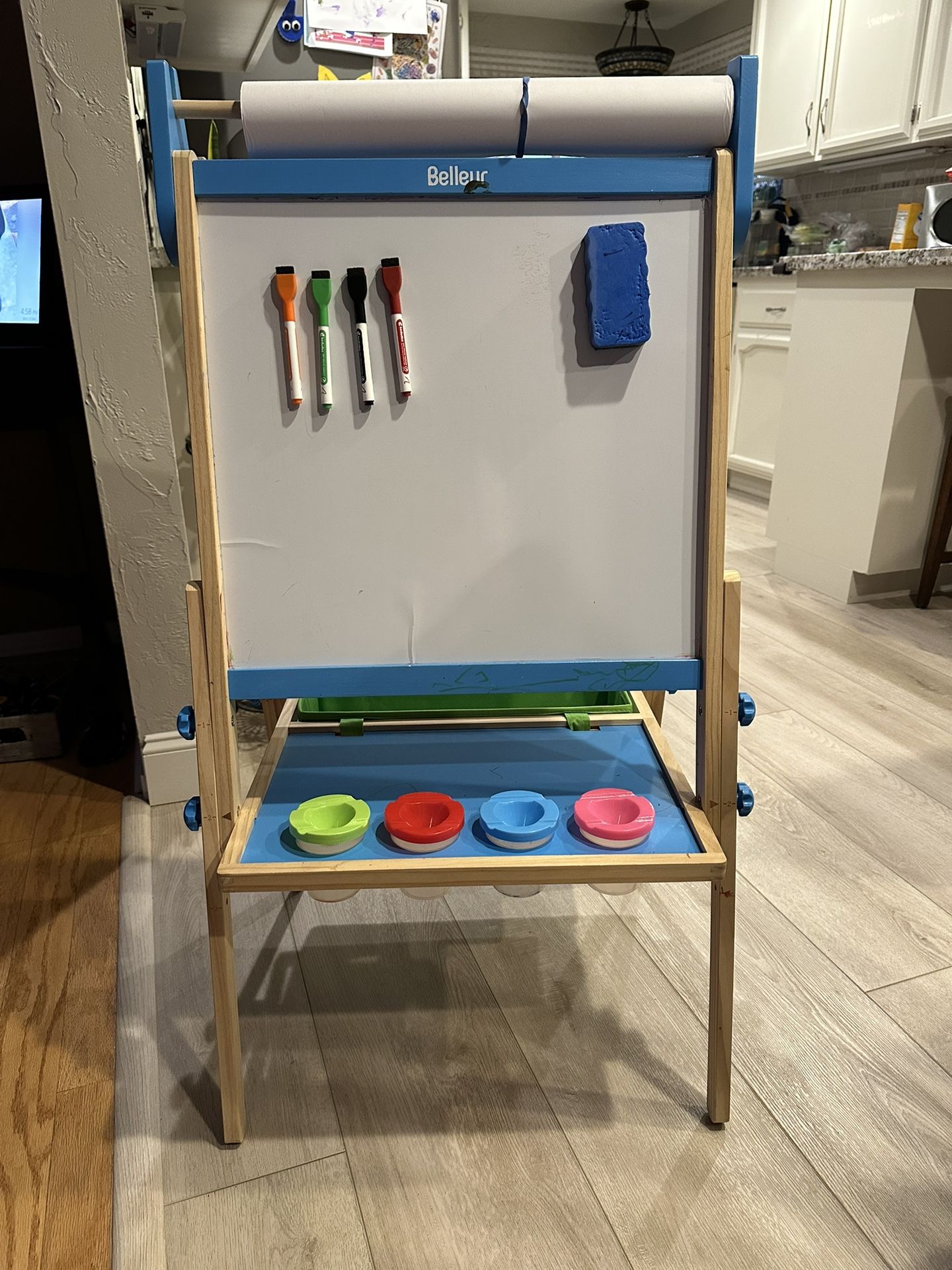 Kids Art Easel