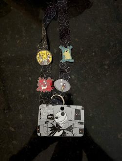 DISNEY NIGHTMARE LANYARD STARTER SET JACK SALLY 4 PIN SET