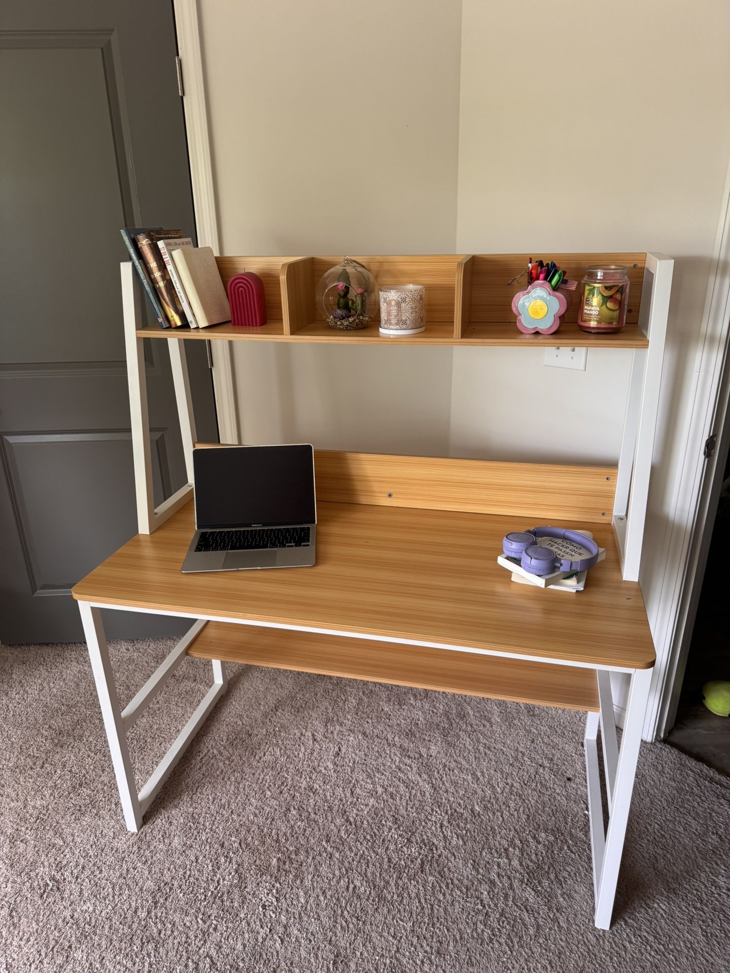 Computer\Study Desk With shelves