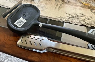 NEW Napoleon Grill Brush and tongs- new never used