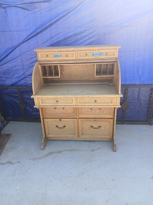 Mueble De Oficina (Office Furniture)