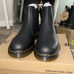 Dr. Martens 