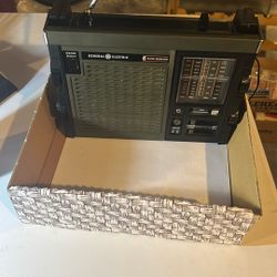 GE 6 Band Radio