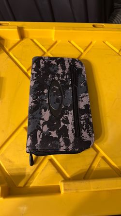 Genuine leather vintage Oakley passport wallet
