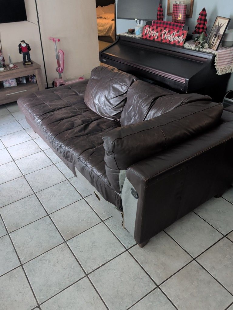 free sofa