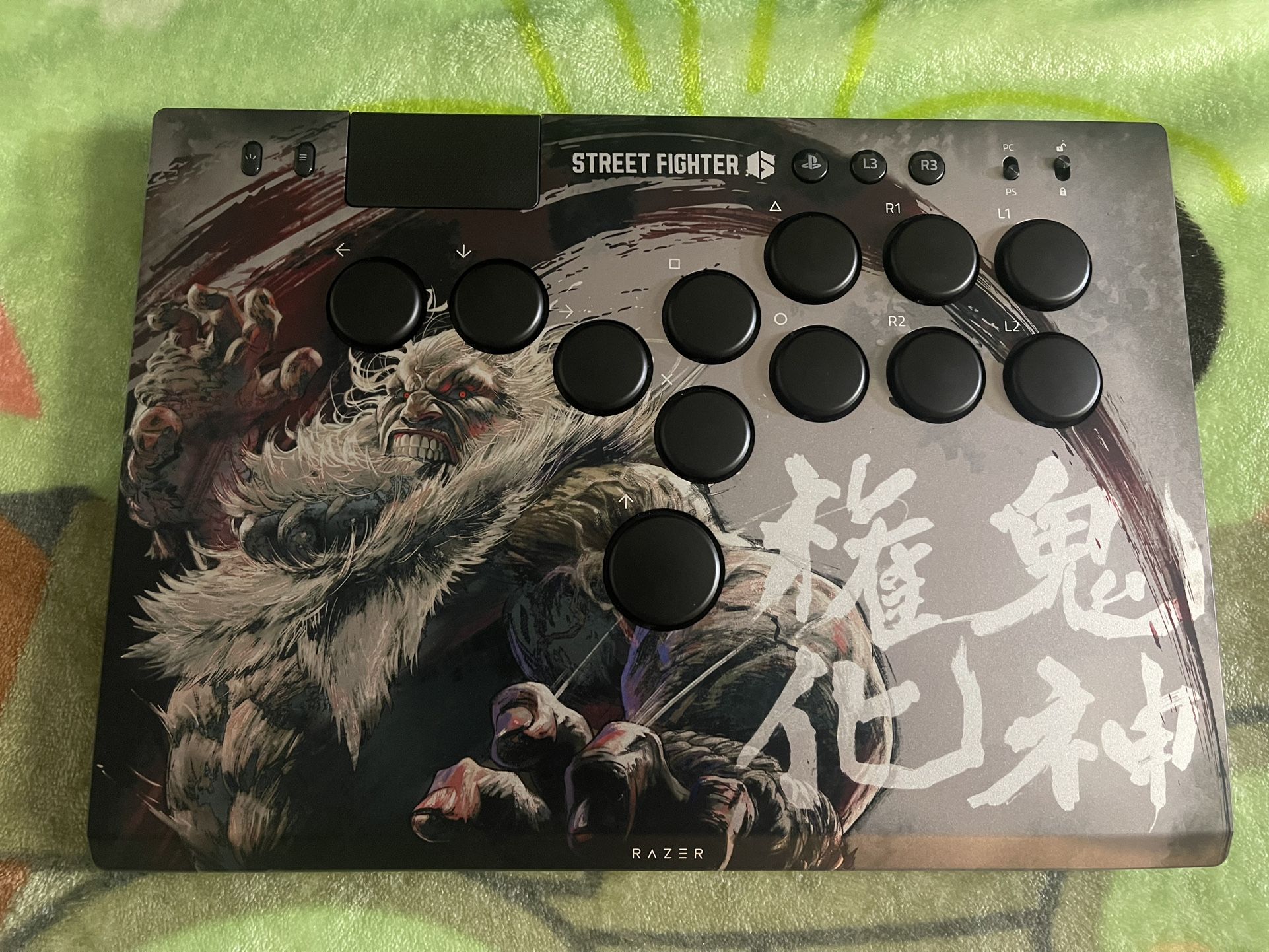 RAZER Kitsune Fight Stick Akuma Edition For PS5 And PC
