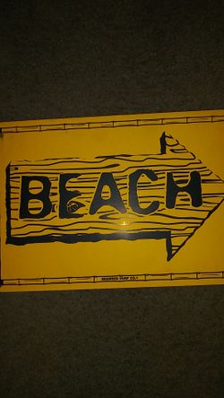Beach with arrow pointing buy seaweed Surf Company