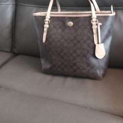 Prada Duffle Bag for Sale in La Mirada, CA - OfferUp