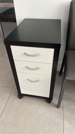 3-Drawer Rolling Storage Cabinet