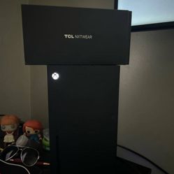 Xbox and TCL NXTWear with 2 remotes