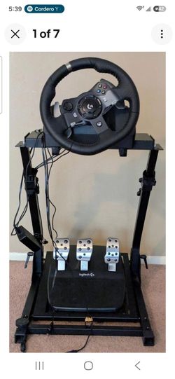 Logitech G920 Racing Wheel with Pedals and Stand