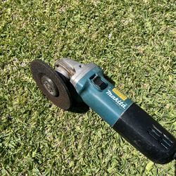 Makita Grinder 