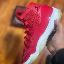 Jordan Retro 11 “Win Like 96” - Size 10 OG All