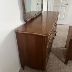 Furnitures