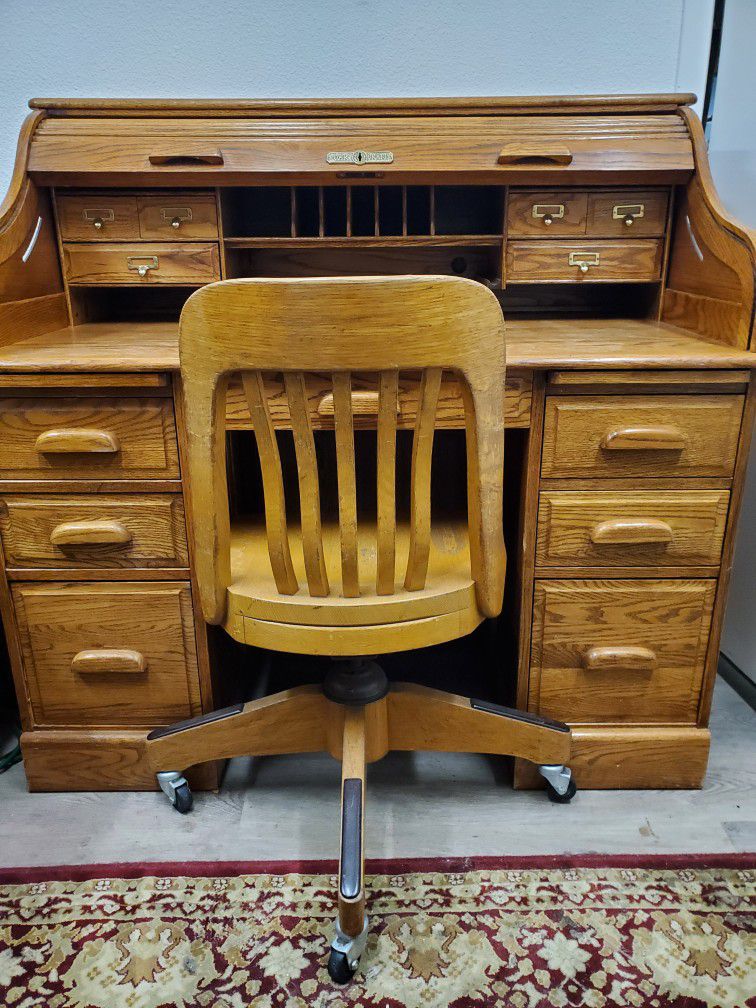 Oak Craft Rolltop Desk 