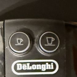 De’Longhi Nespresso coffee machine in good working condition