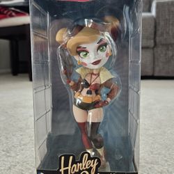 DCcomics Bombshells Harley Quinn Vinyl Figure