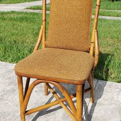 PENDING Awesome mid century vintage rattan chair cloth seat back