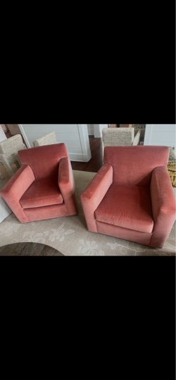 Custom swivel chairs
