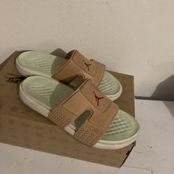 Jordan Slides Size 11