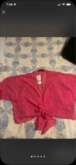 Bulk clothes perfect for resellers have over 100+ pieces