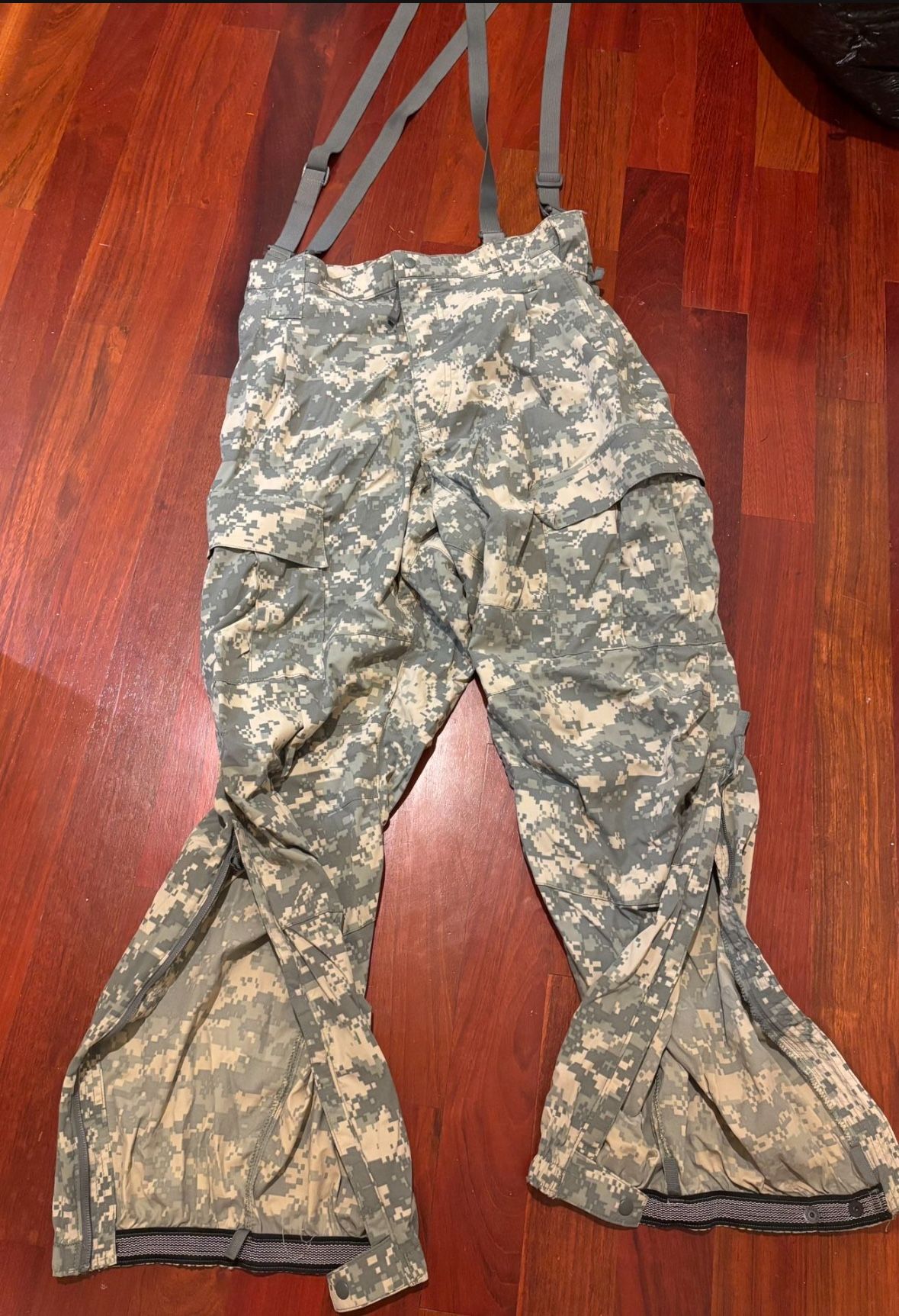 Military Surplus Camo Cold Weather Softshell Gen III L5 Pants