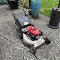 Honda 3 In 1  System Twin Blade Lawn Mower