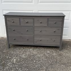 IKEA Hemnes 8 Drawer Dresser With Removable Storage Organizers 
