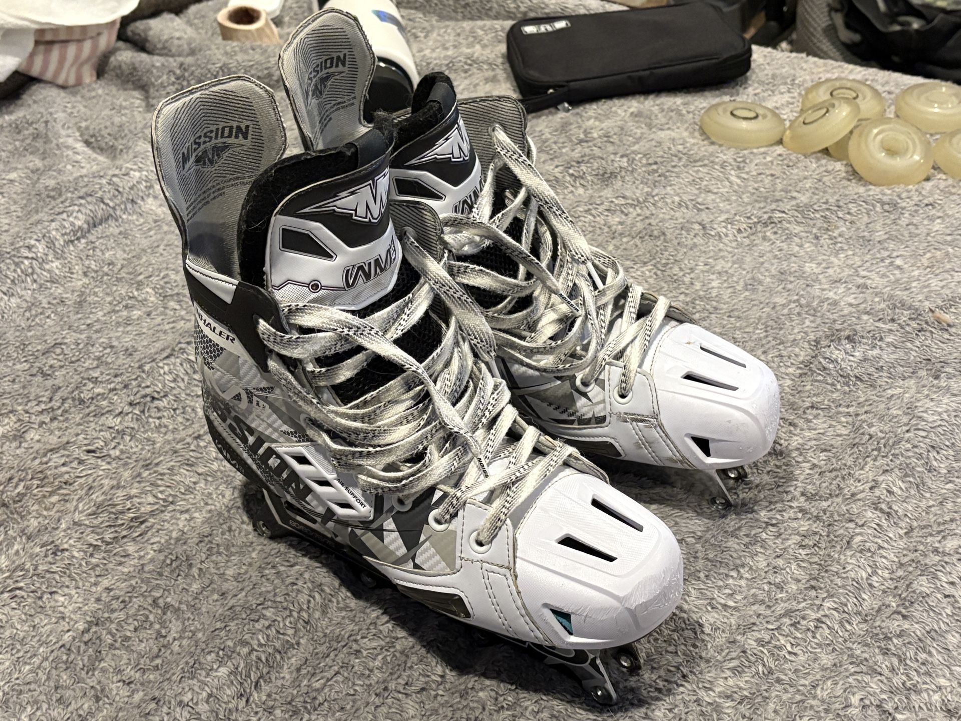 Mission Inhaler Hockey Skates Size 10.5e/12 Shoe