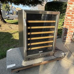 Edgestar wine & beverage cooler - 53 bottle capacity - runs good  34” H x 24” W x 22.5” D Price is firm 
