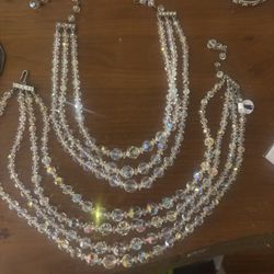 2 Vintage Necklaces 