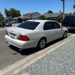 2003 Lexus LS 430