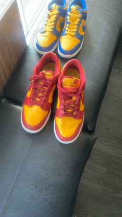 DUNKS SIZE 10 USC. Get The Hat For $20