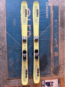 Woman’s Ski Set
