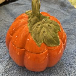 Bath & Body Works Pumpkin Candle - NEW