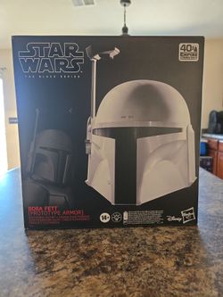 Star Wars Black Series Boba Fett Prototype Armor Electronic Helmet