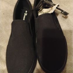 New Mens Shoes Size9$12 Fcfs Seriousl Buyers Only Local Pickup