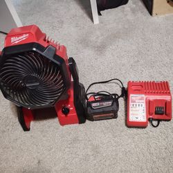 Milwaukee Fan battery ND charger included