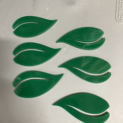 Lot Of >100 Acrylic Leaves - 2.5”