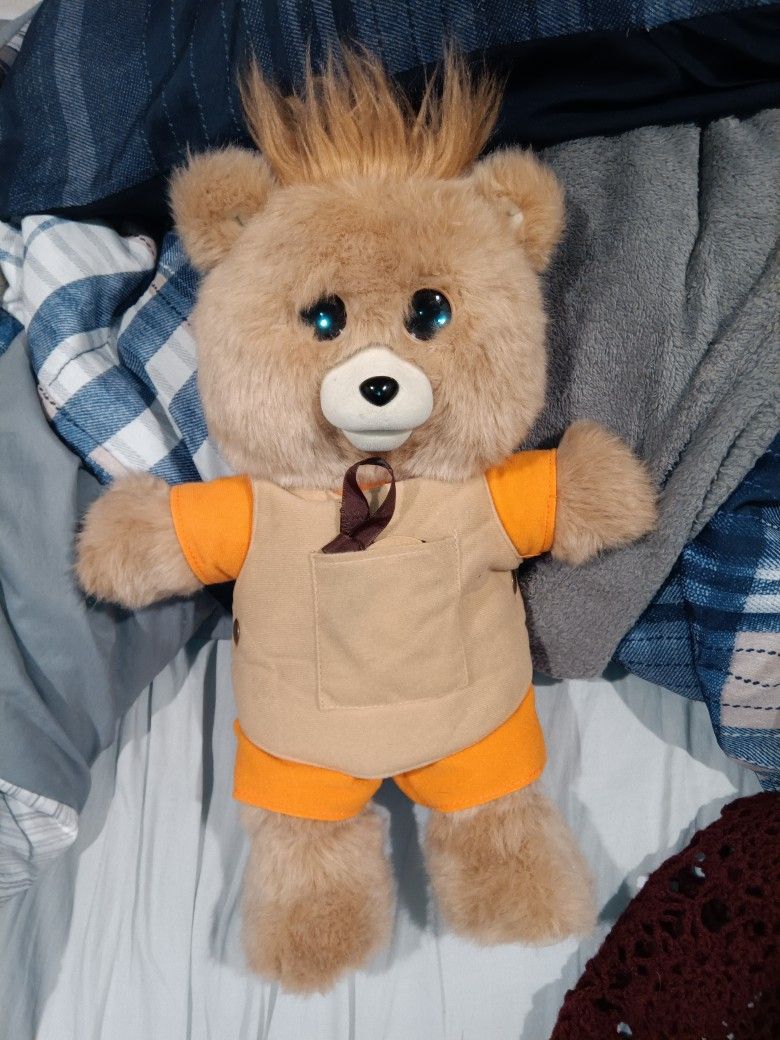 Terry  Ruxpin Storytelling Bear Original Color