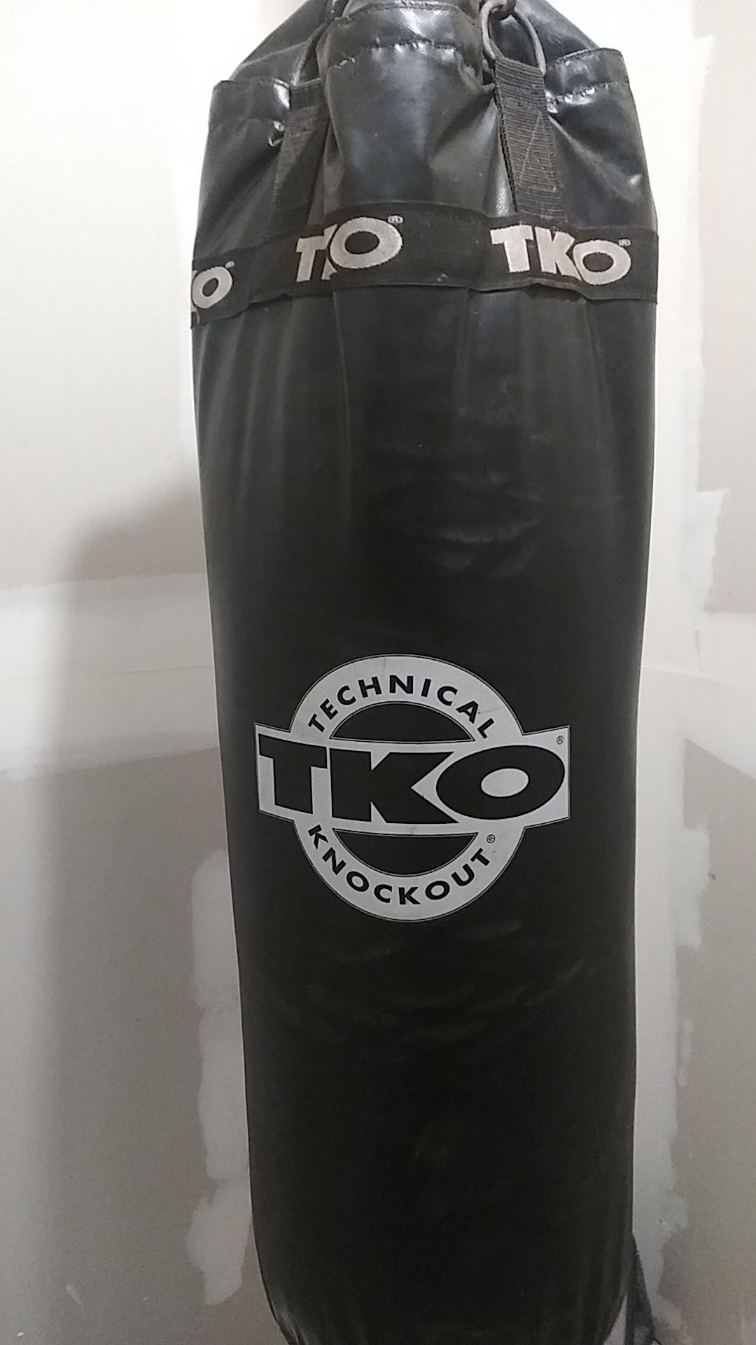 Heavy bag 100 lbs &speed bag