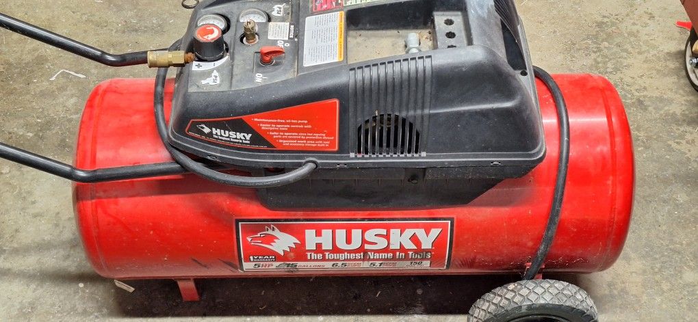 HUSKY 15 Gallon 5 Hp Air Compressor