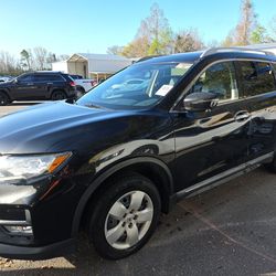 2020 Nissan rogue sv
